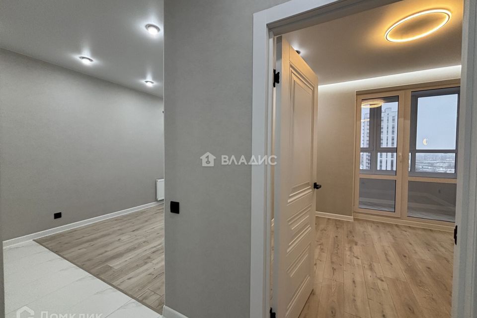 Продаётся 1-комнатная квартира, 42 м²