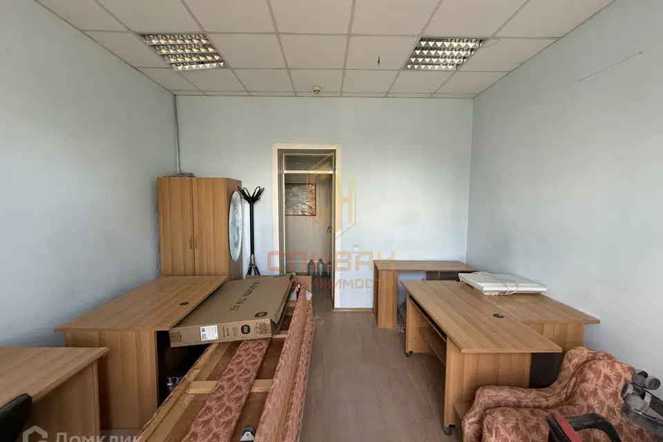 Продаётся 4-комнатная квартира, 72.9 м²