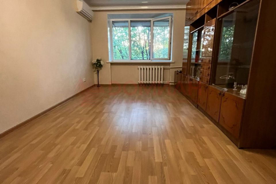 Продаётся 3-комнатная квартира, 62.1 м²