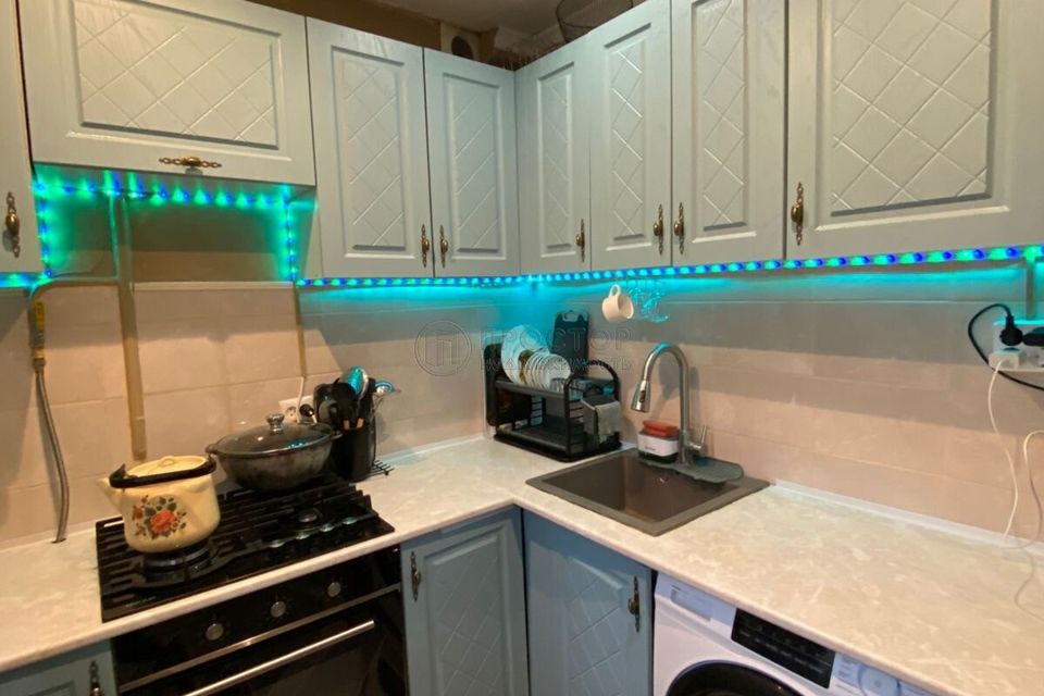 Продаётся 3-комнатная квартира, 59.5 м²
