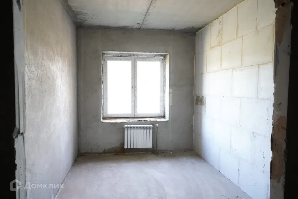 Продаётся 4-комнатная квартира, 152.8 м²