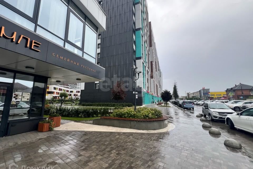 Продаётся 2-комнатная квартира, 63.6 м²