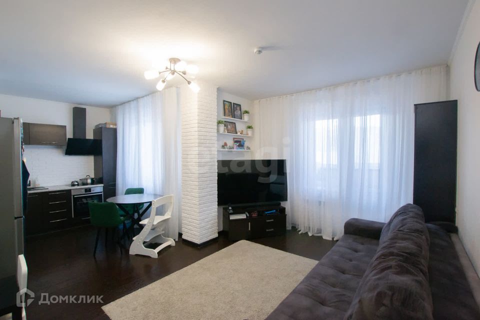 Продаётся 1-комнатная квартира, 53 м²
