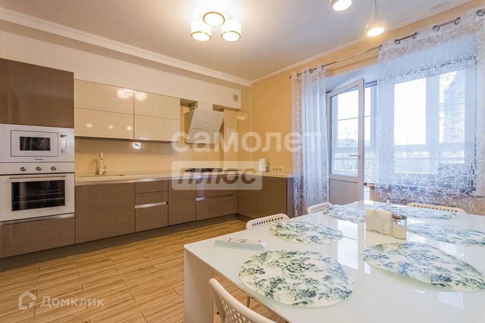 Продаётся 3-комнатная квартира, 103.1 м²