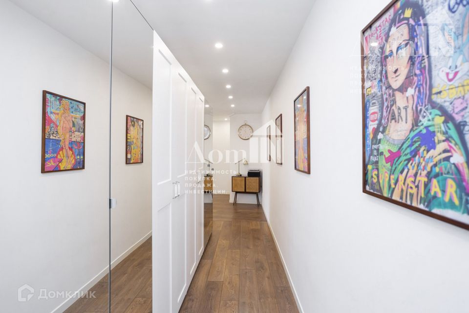 Продаётся 3-комнатная квартира, 92.7 м²
