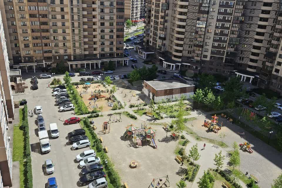 Продаётся 1-комнатная квартира, 41.8 м²