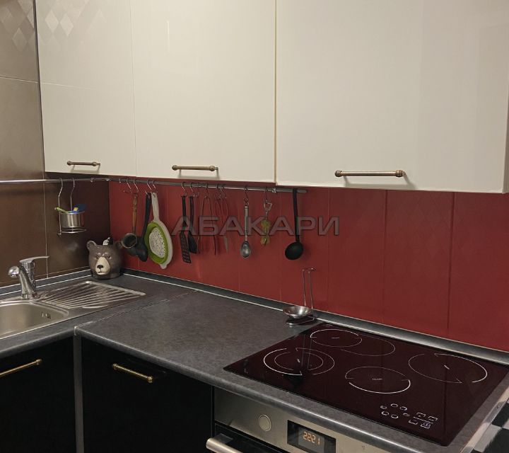 Сдаётся 1-комнатная квартира, 42 м²