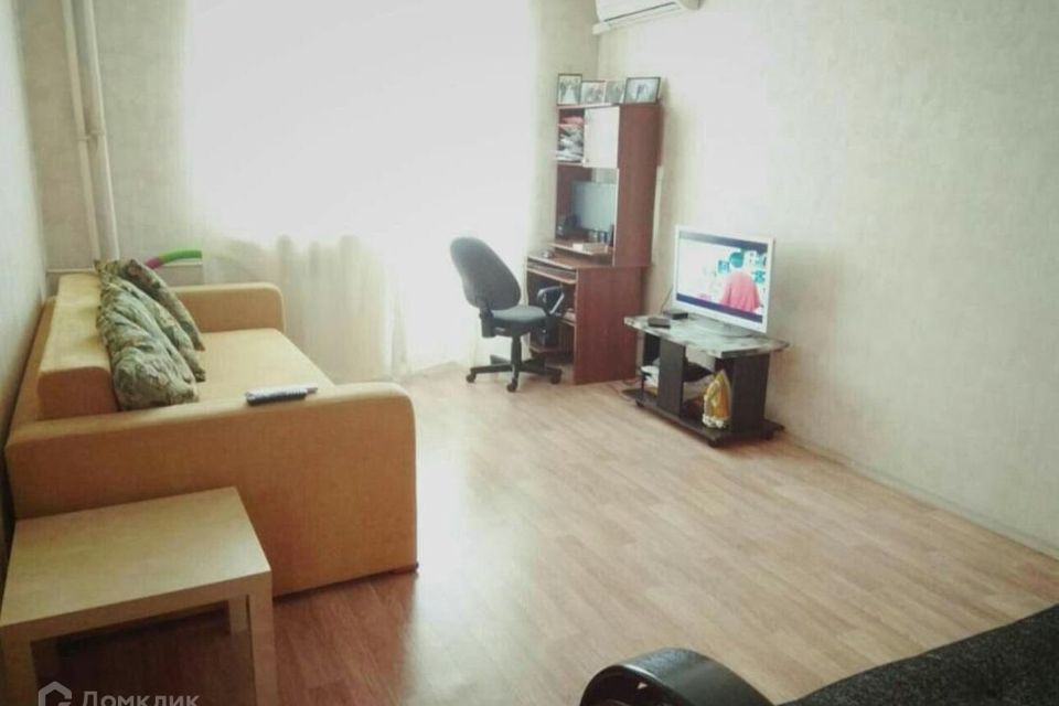 Продаётся 1-комнатная квартира, 40 м²