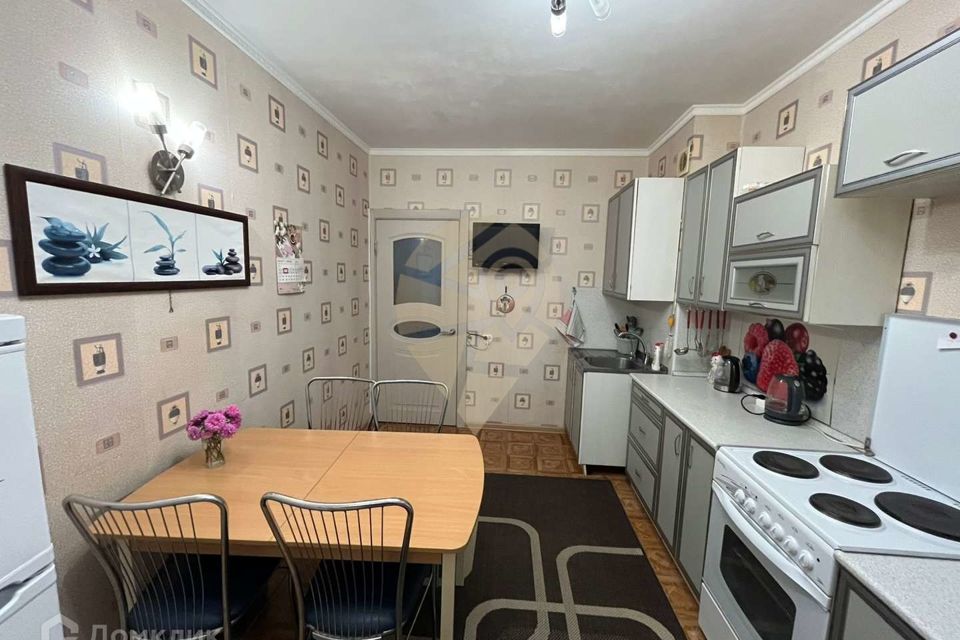 Продаётся 3-комнатная квартира, 63.4 м²