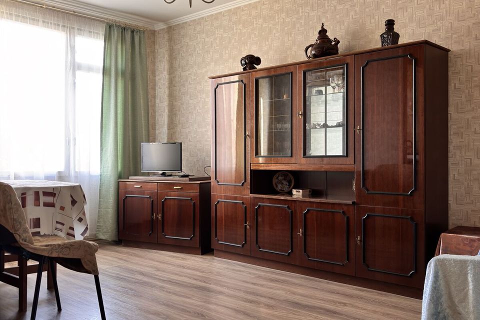 Сдаётся 4-комнатная квартира, 49 м²