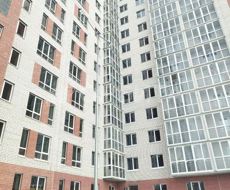 Продаётся 2-комнатная квартира, 82.1 м²