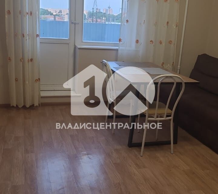 Продаётся 1-комнатная квартира, 42.5 м²