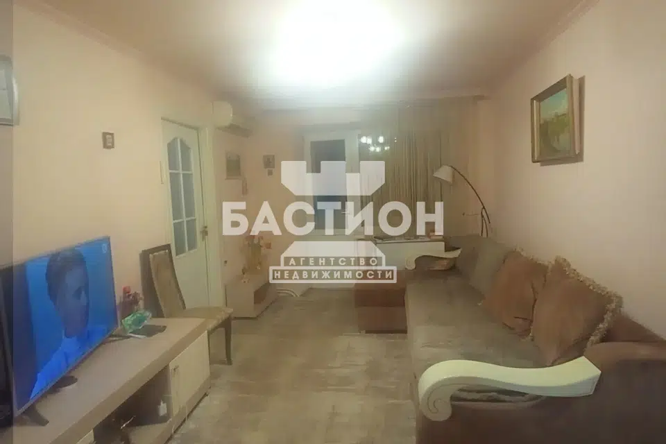 Продаётся 3-комнатная квартира, 56.7 м²