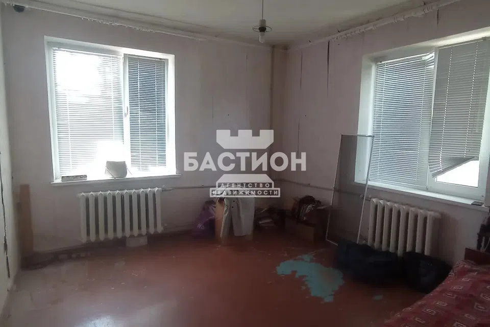 Продаётся 3-комнатная квартира, 64.5 м²