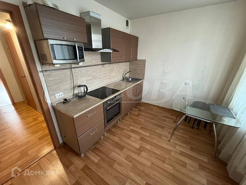 Сдаётся 2-комнатная квартира, 64 м²