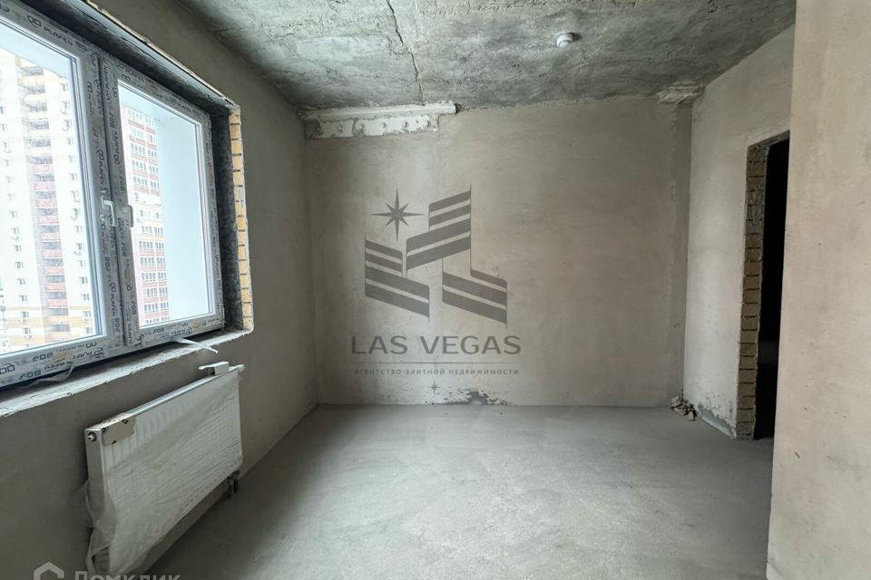 Продаётся 2-комнатная квартира, 71.4 м²