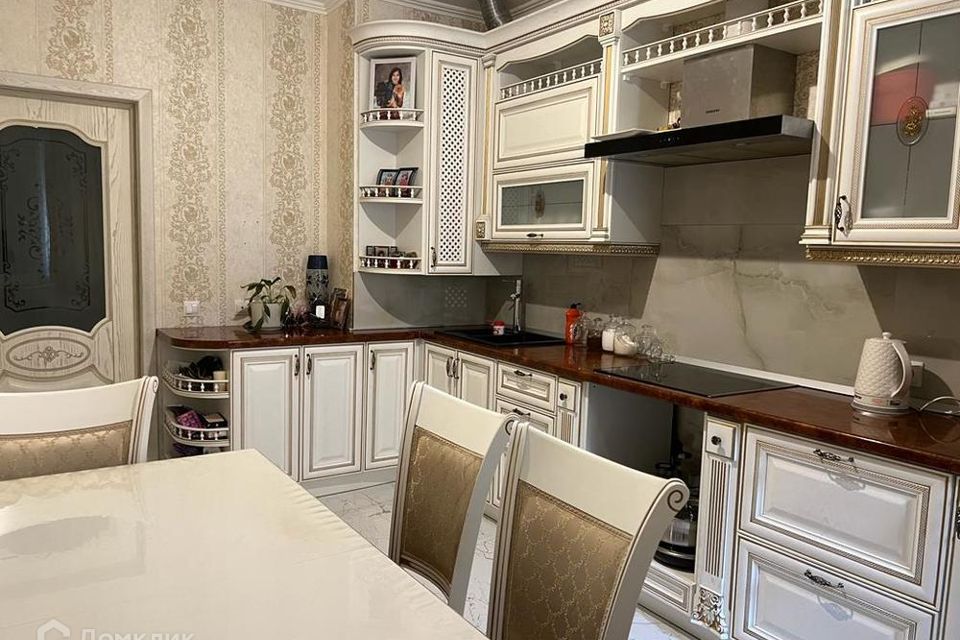 Продаётся 1-комнатная квартира, 50 м²