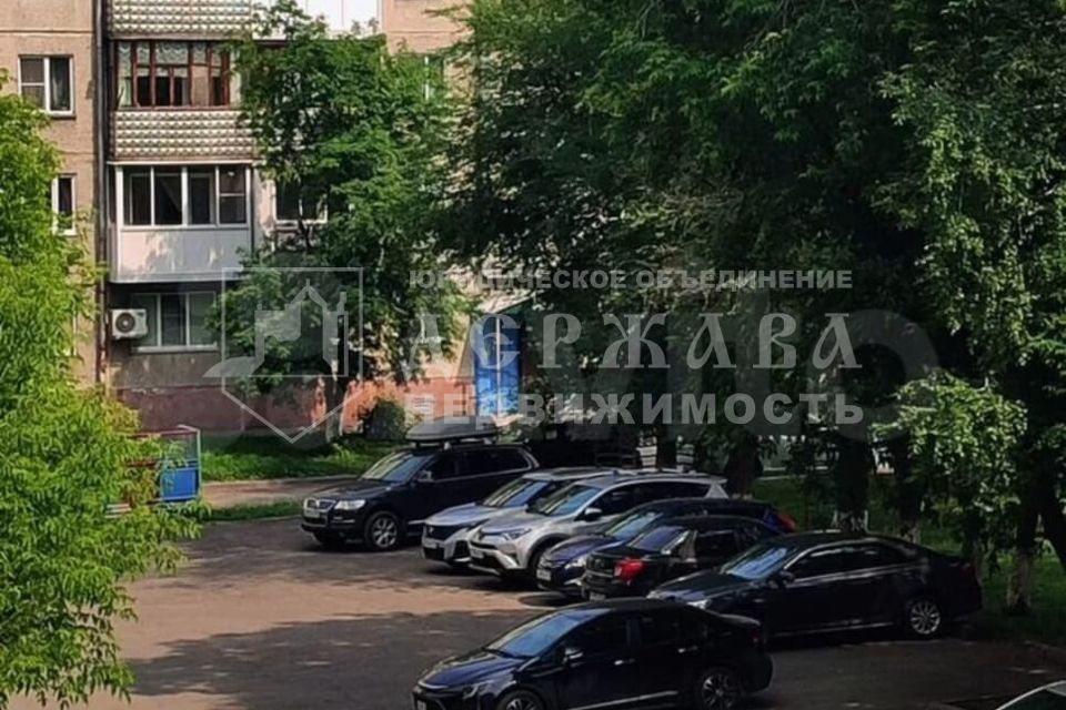 Продаётся 3-комнатная квартира, 61.3 м²