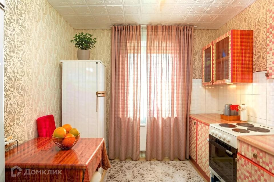 Продаётся 4-комнатная квартира, 73 м²