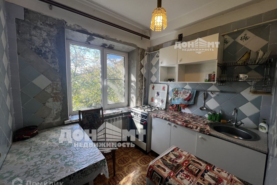 Продаётся 3-комнатная квартира, 60 м²