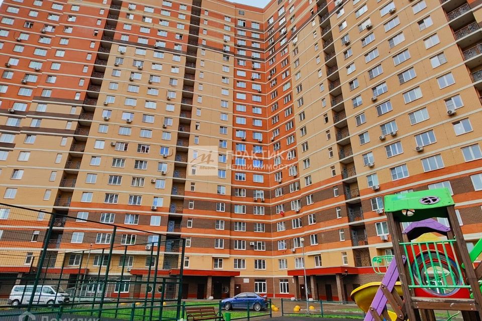 Продаётся 2-комнатная квартира, 66 м²