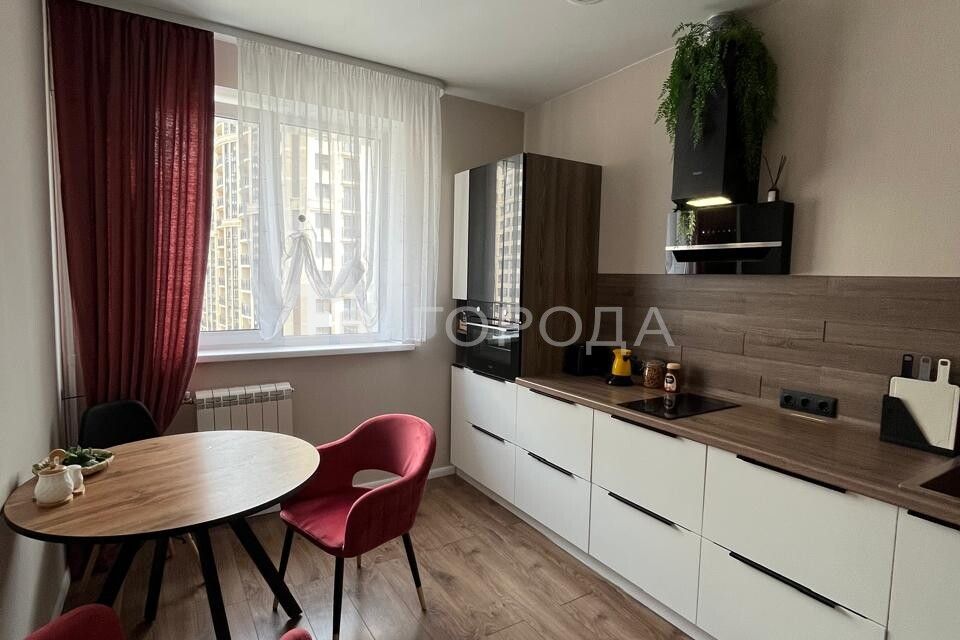 Сдаётся 2-комнатная квартира, 69 м²