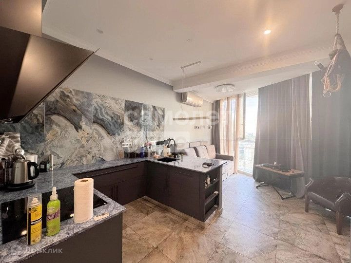Продаётся 1-комнатная квартира, 60 м²
