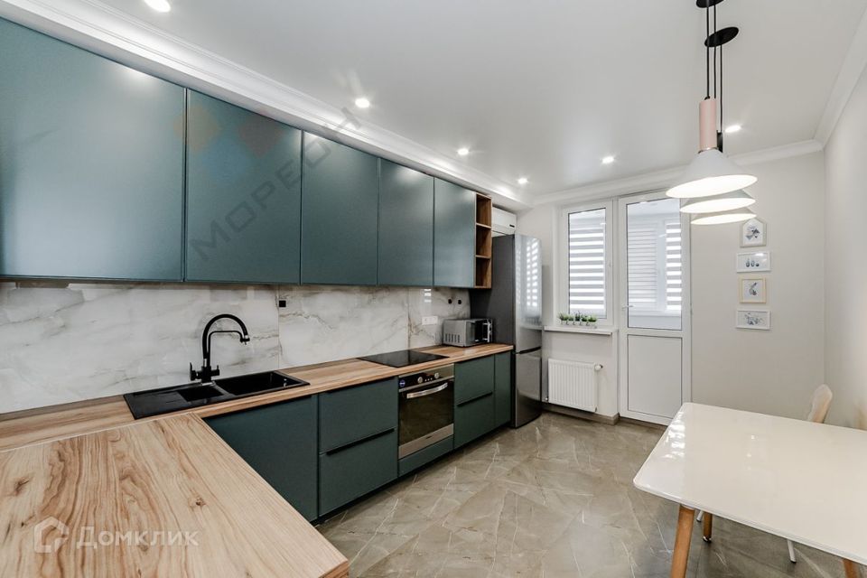 Продаётся 1-комнатная квартира, 46 м²