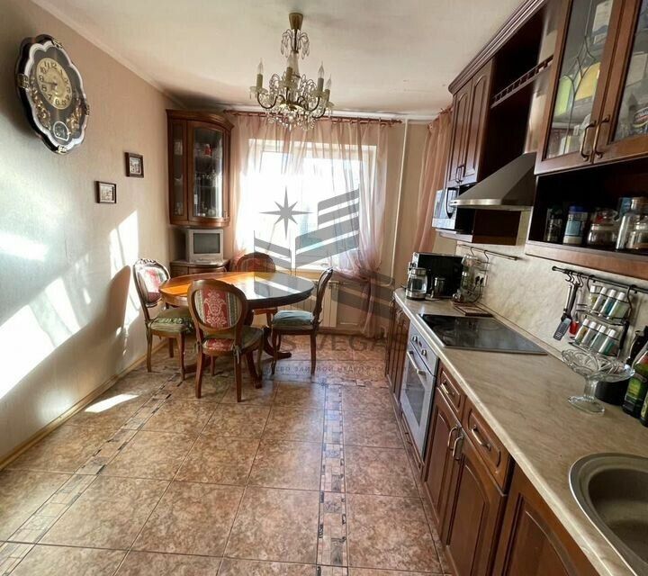 Сдаётся 3-комнатная квартира, 95.8 м²