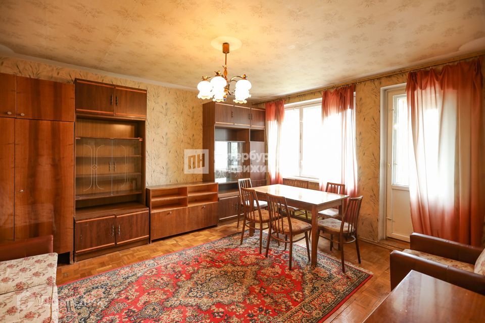 Продаётся 2-комнатная квартира, 49.2 м²