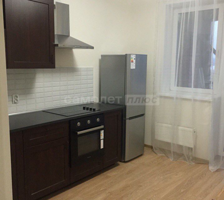 Продаётся 1-комнатная квартира, 42.2 м²