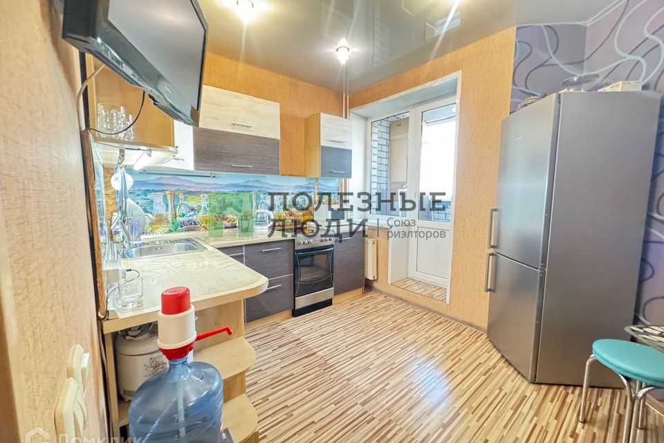 Продаётся 2-комнатная квартира, 56.9 м²