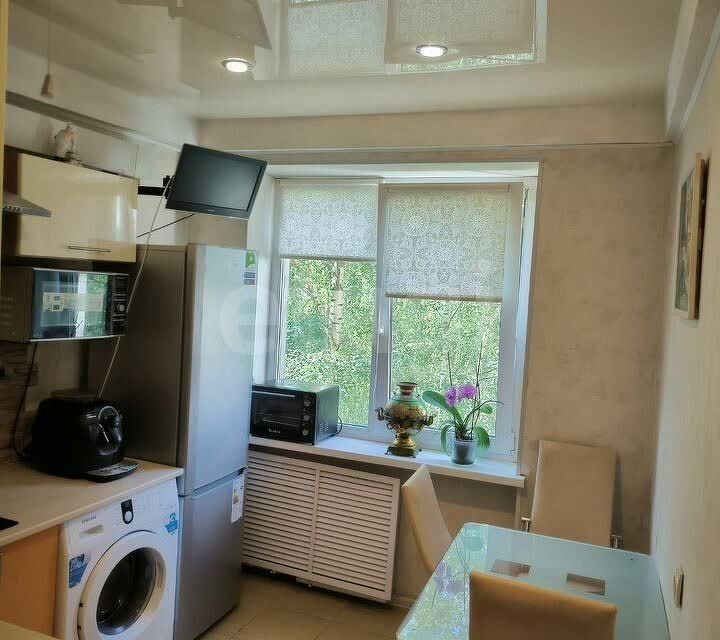 Продаётся 3-комнатная квартира, 59.5 м²