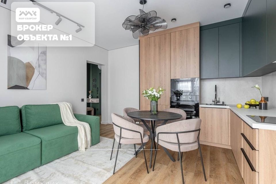 Сдаётся 1-комнатная квартира, 42 м²
