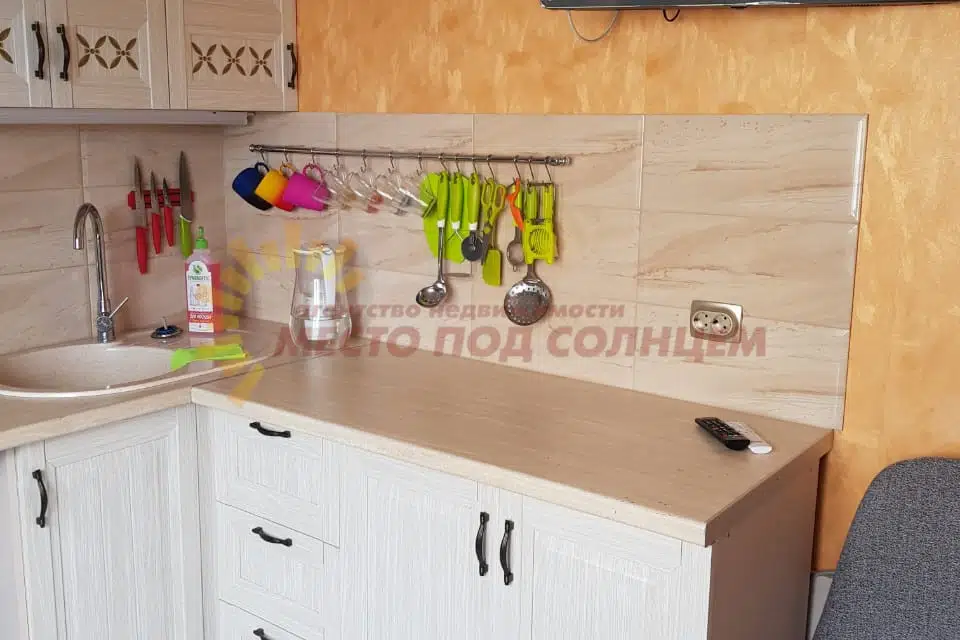 Продаётся 1-комнатная квартира, 43 м²