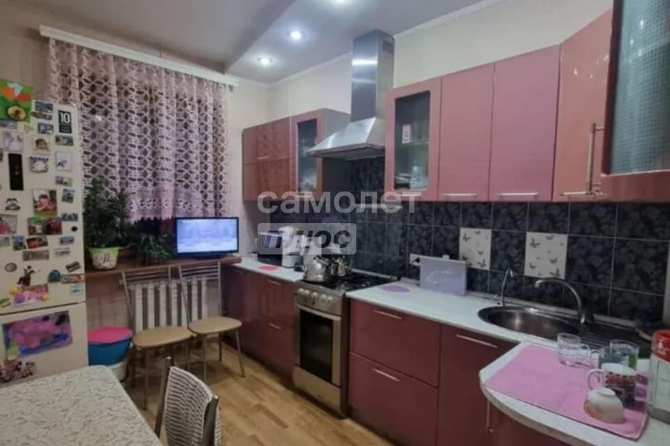 Продаётся 2-комнатная квартира, 60 м²