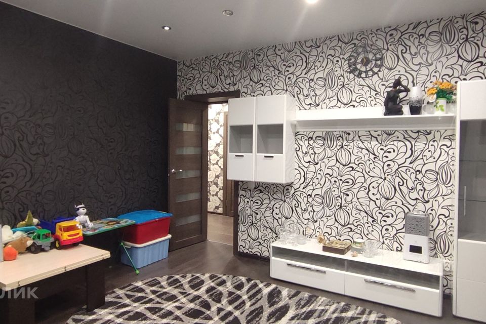 Сдаётся 2-комнатная квартира, 56.5 м²