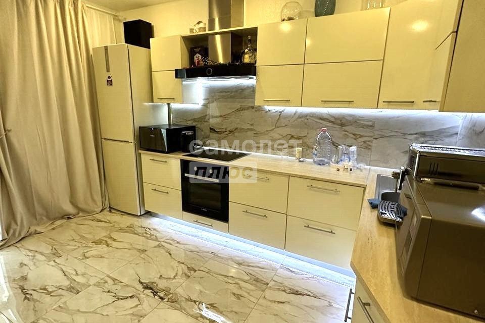 Сдаётся 3-комнатная квартира, 75 м²