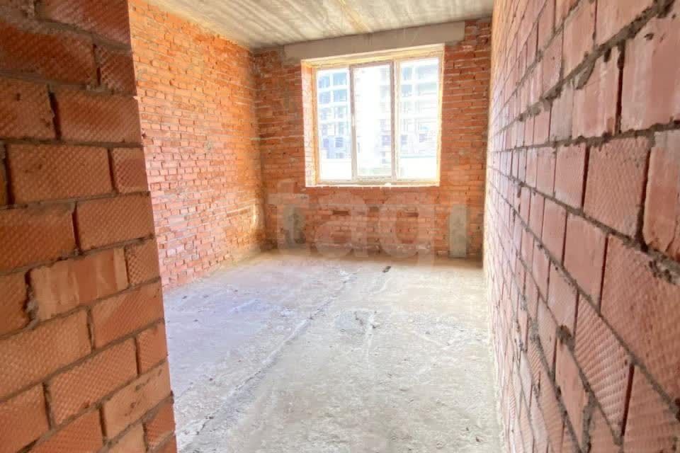 Продаётся 3-комнатная квартира, 87 м²