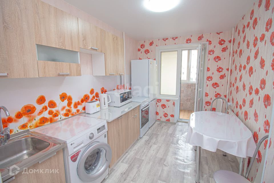 Продаётся 1-комнатная квартира, 37.4 м²