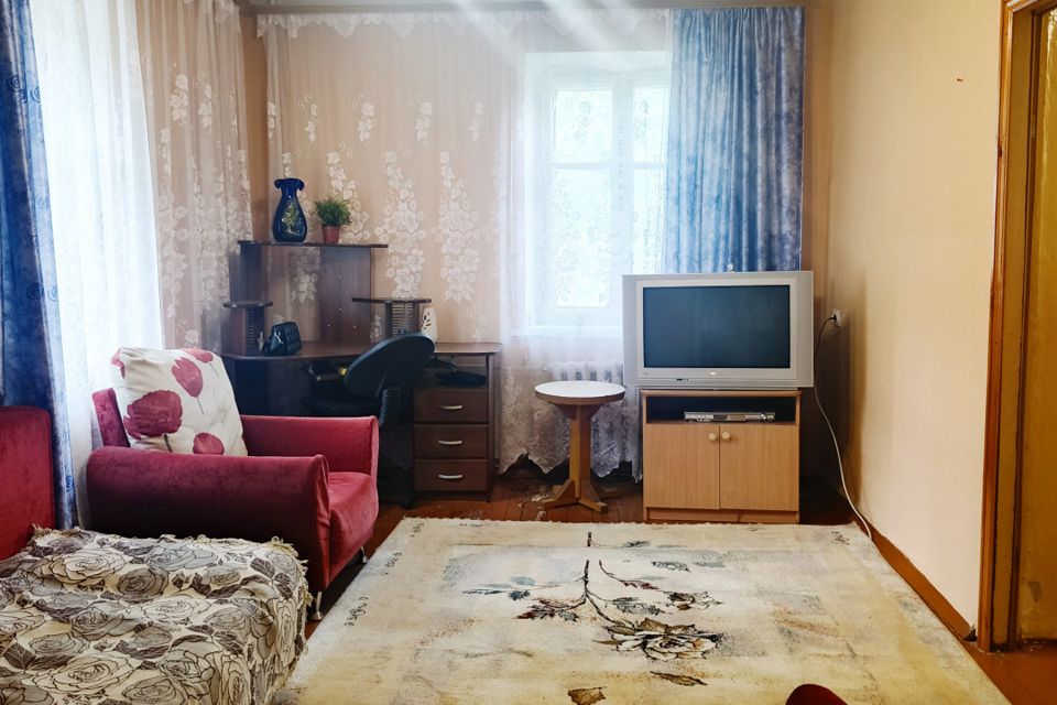 Продаётся 2-комнатная квартира, 40.6 м²