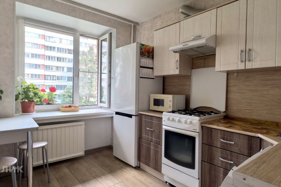 Продаётся 2-комнатная квартира, 46.6 м²