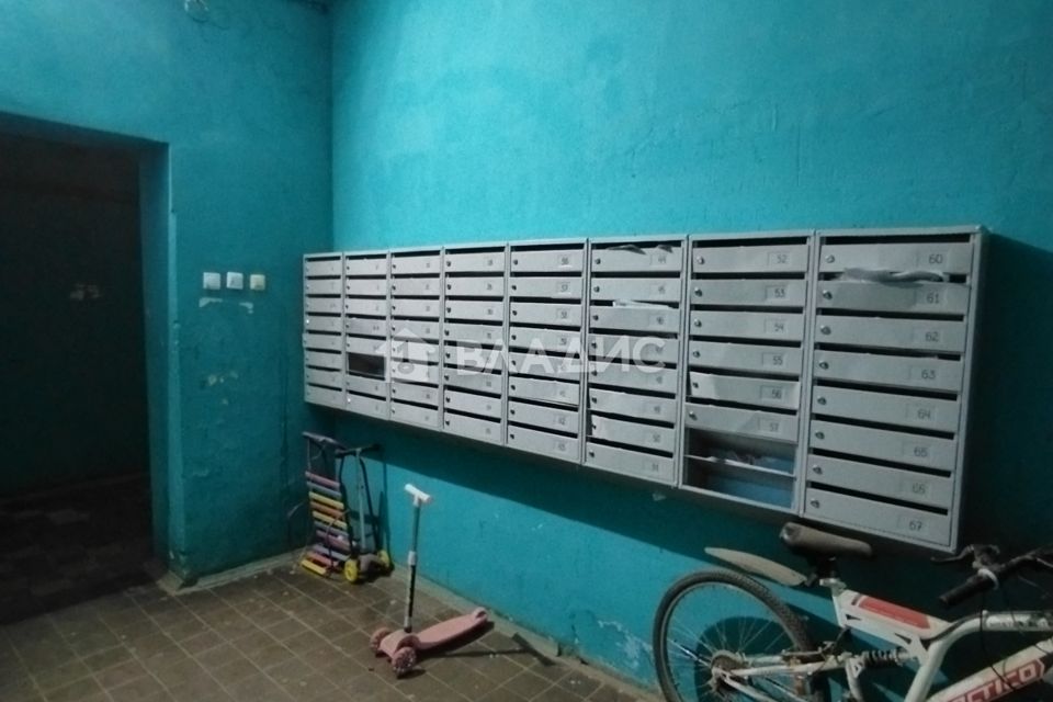 Продаётся комната в 4-комн. квартире, 17.8 м²