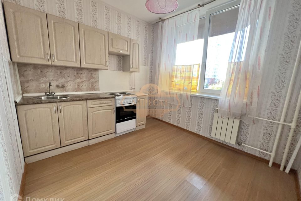 Продаётся 2-комнатная квартира, 67.7 м²