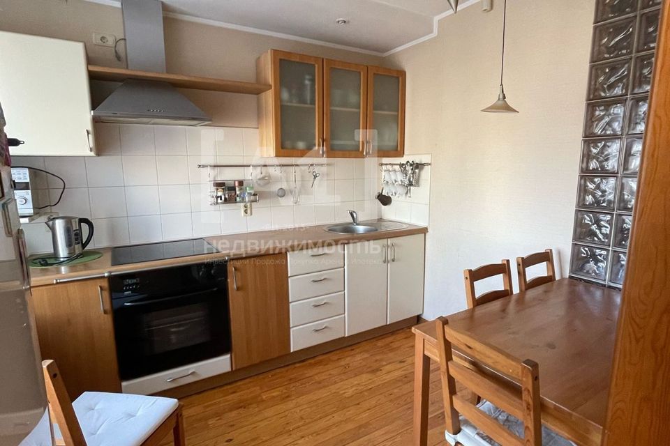 Продаётся 3-комнатная квартира, 65 м²