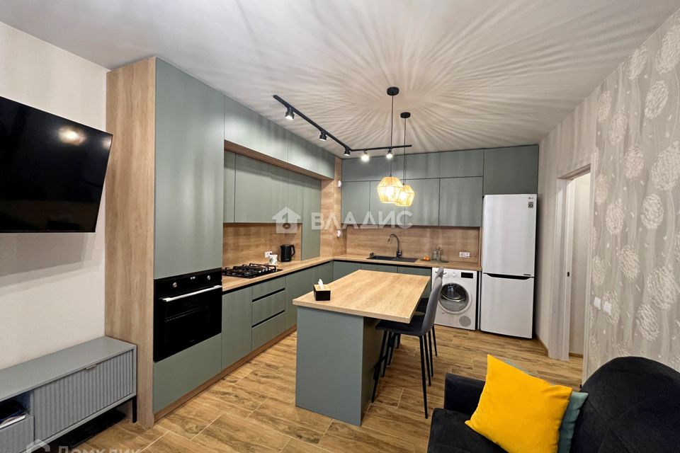 Продаётся 2-комнатная квартира, 62.2 м²