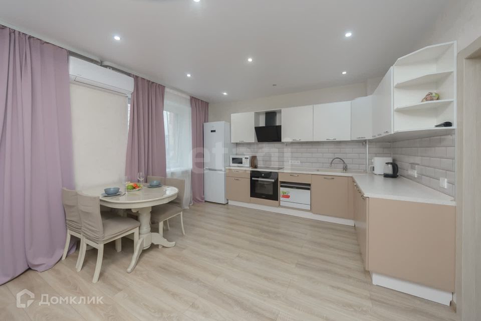 Продаётся 1-комнатная квартира, 49.1 м²
