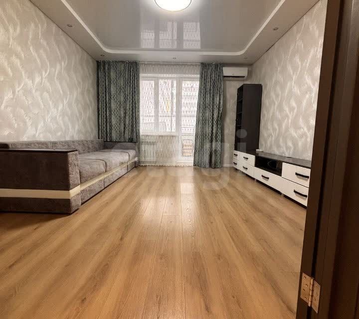 Сдаётся 2-комнатная квартира, 68 м²
