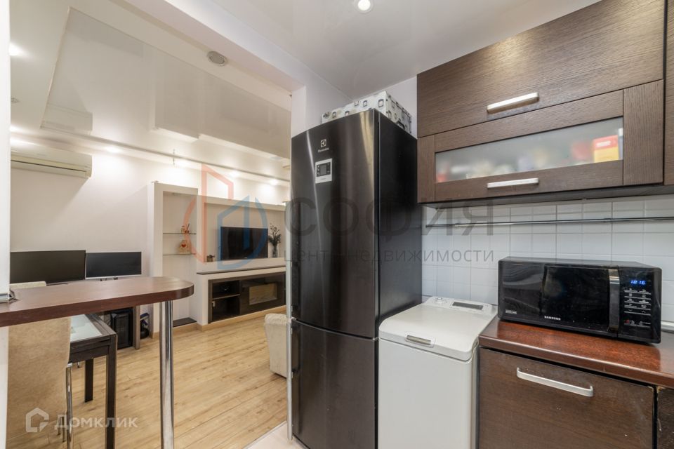 Продаётся 3-комнатная квартира, 61.6 м²