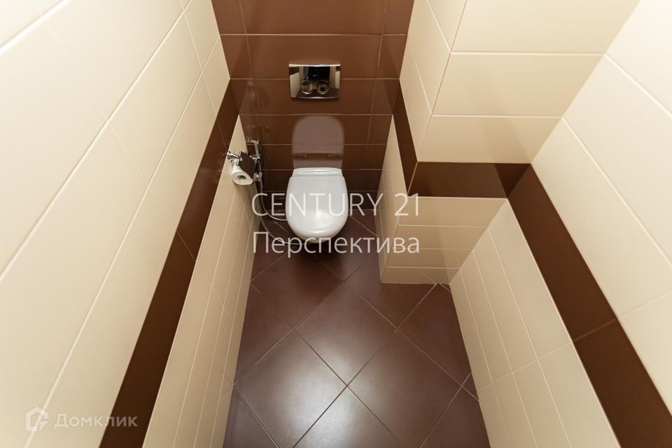 Продаётся 2-комнатная квартира, 65.5 м²